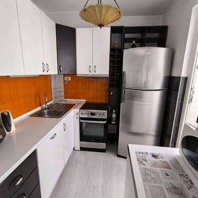 Location d’un appartement chaleureux de 3 pièces, 58 m², centre de Belgrade, Serbie